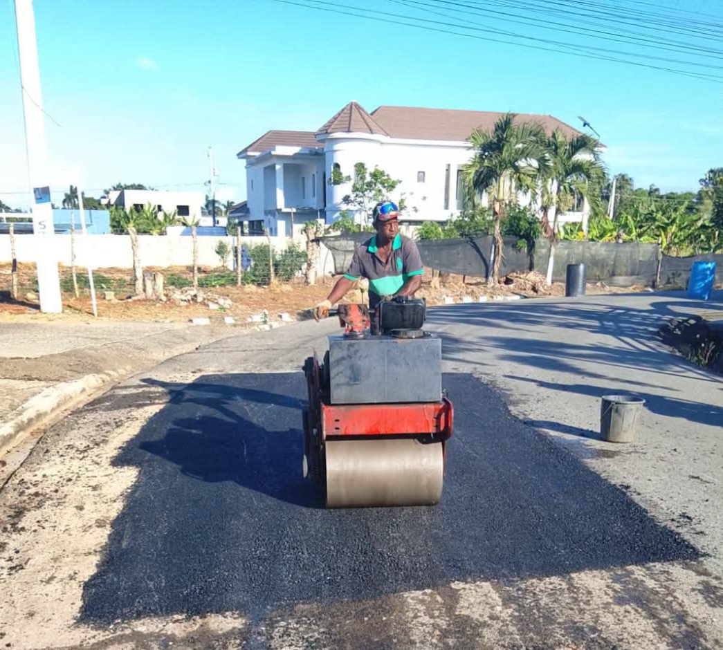 SIGUE OPERATIVO AMPLIADO DE BACHEO EN PUÑAL LOURDES