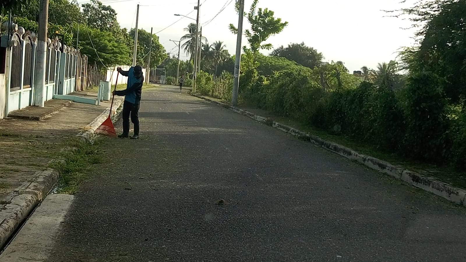 21 JULIO, OPERATIVO LIMPIEZA CALLE LOS COCOS